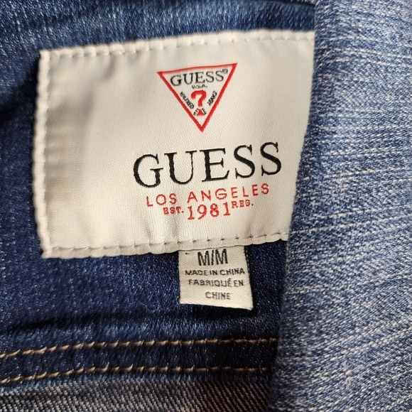 Guess Distressed Denim Vest Medium Blue Wash Button Front Studded Patches Size M - Picture 3 of 16